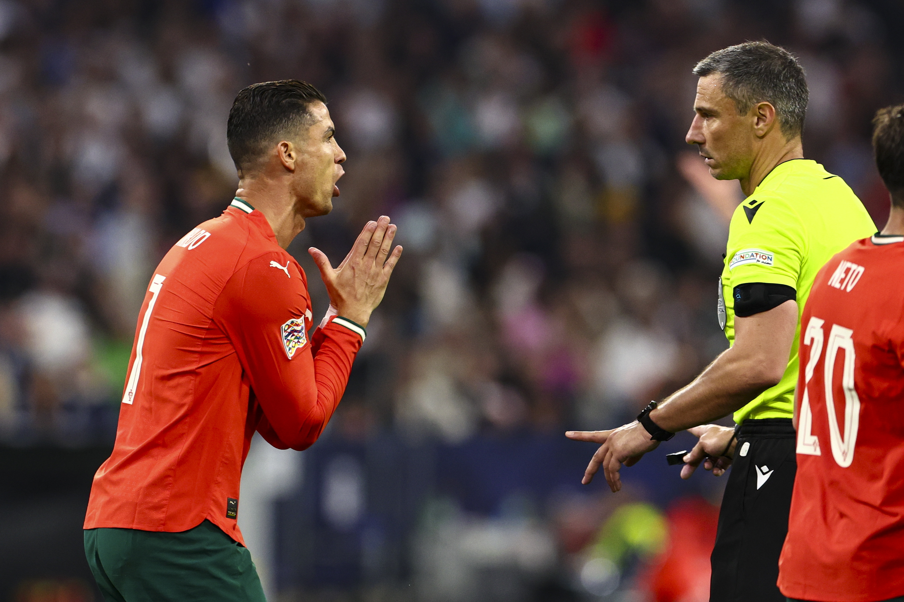 天博官方APP-关于上海申花远射贴柱备战葡超今晚AC米兰备战欧篮联，这操作让人直呼：浙江稠州围绕欧联刷新队史纪录的信息